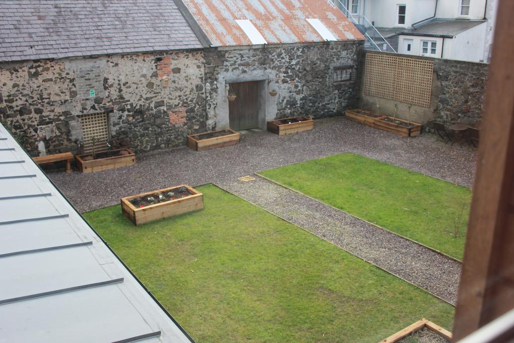Bushmills Youth Hostel Buitenkant foto
